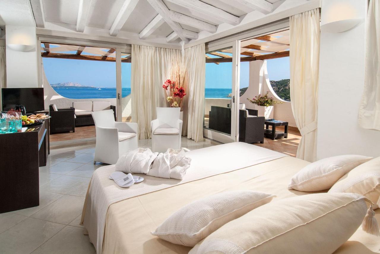 Hotel Punta Est บายาซาร์ดิเนีย ภายนอก รูปภาพ